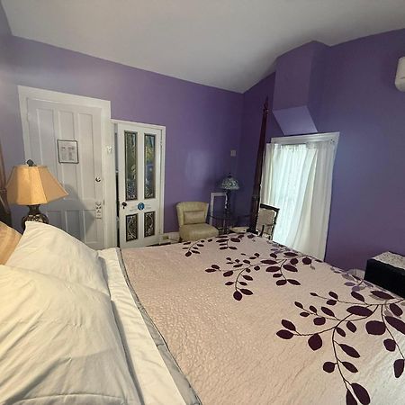 The Gridley Inn B&B Ватерло Екстериор снимка
