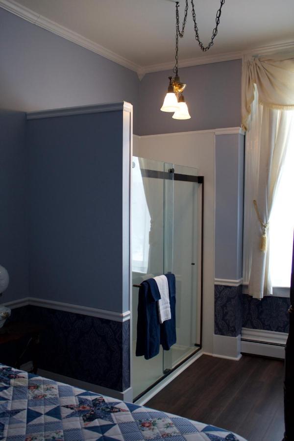 The Gridley Inn B&B Ватерло Екстериор снимка