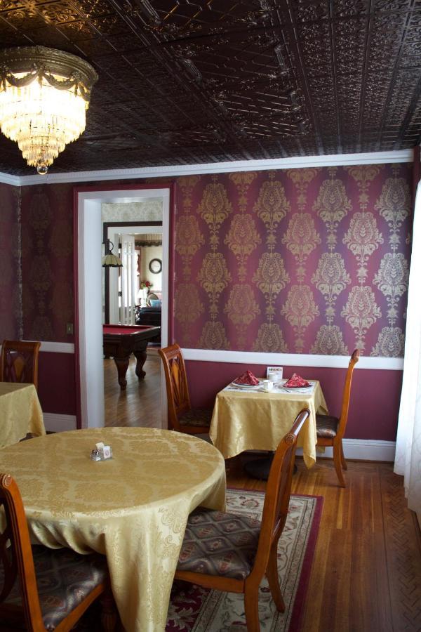The Gridley Inn B&B Ватерло Екстериор снимка