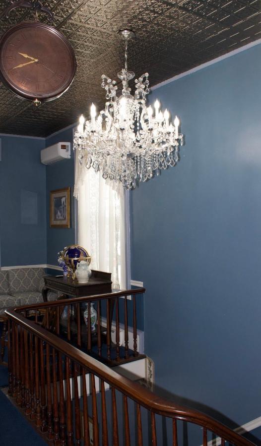 The Gridley Inn B&B Ватерло Екстериор снимка