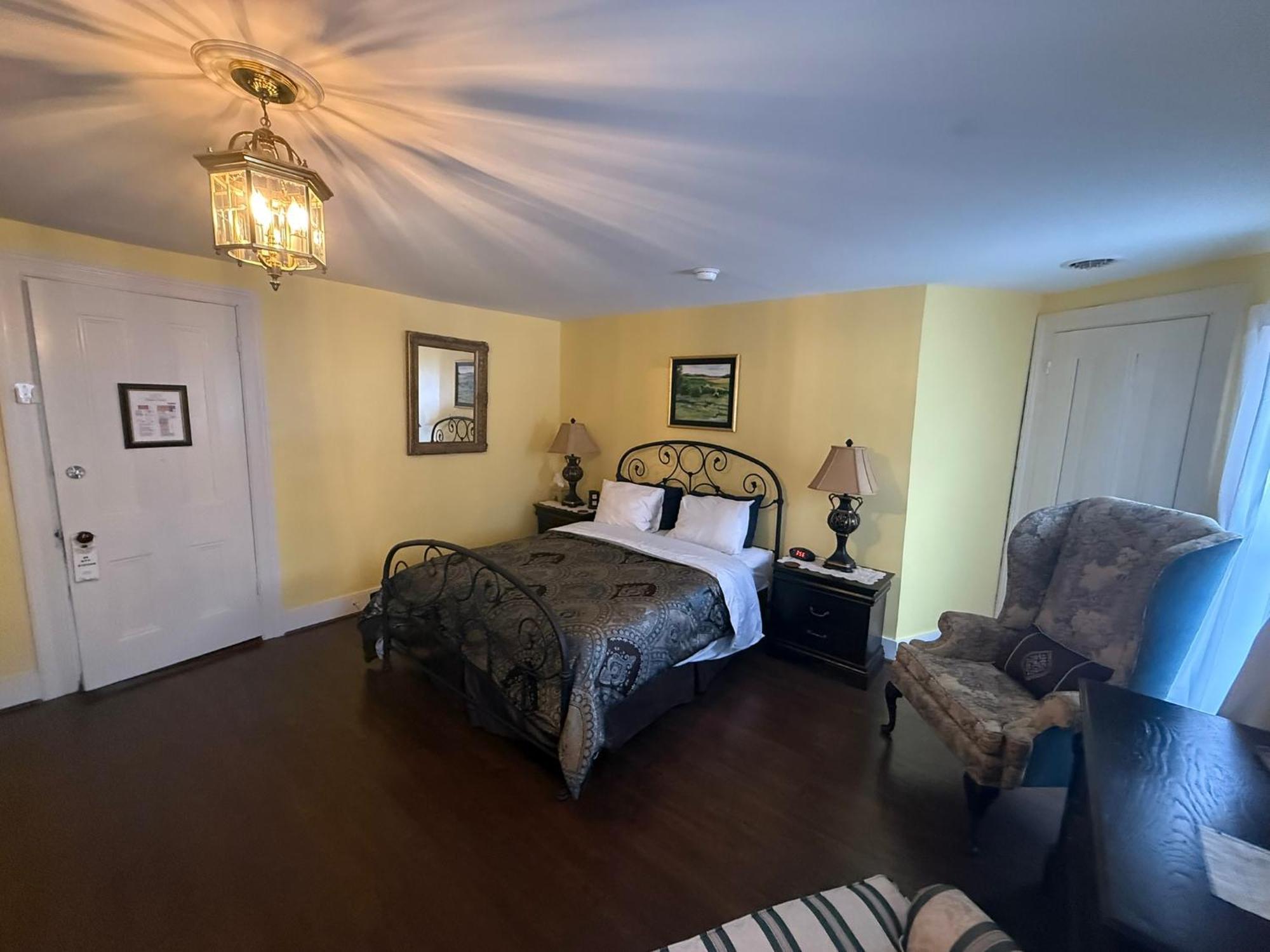 The Gridley Inn B&B Ватерло Екстериор снимка