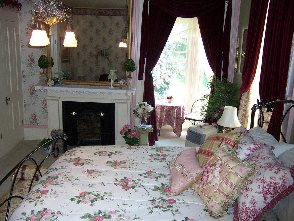 The Gridley Inn B&B Ватерло Екстериор снимка
