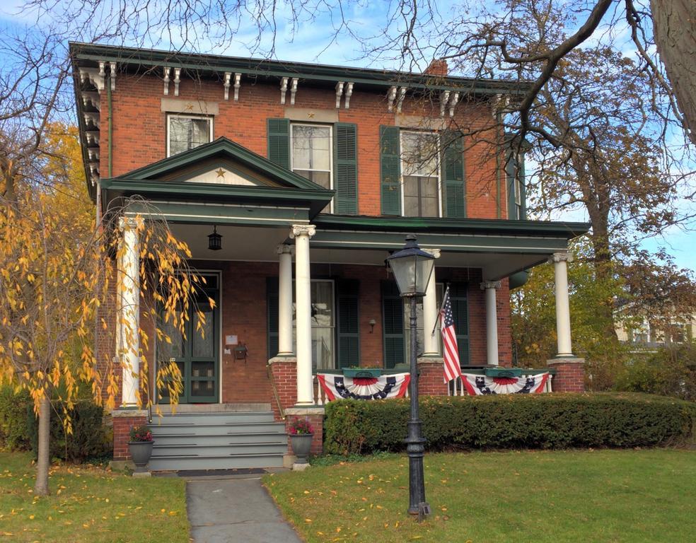 The Gridley Inn B&B Ватерло Екстериор снимка