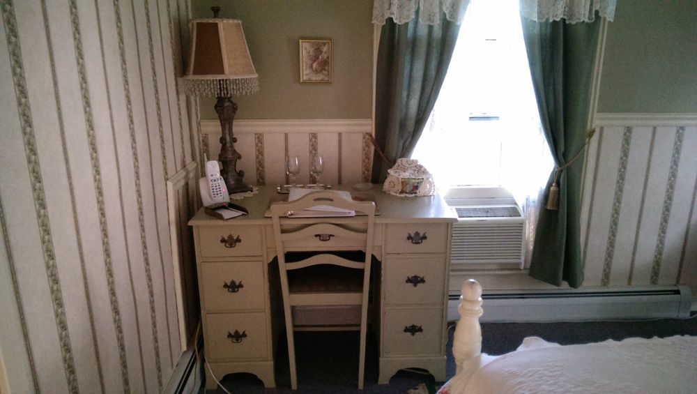 The Gridley Inn B&B Ватерло Екстериор снимка